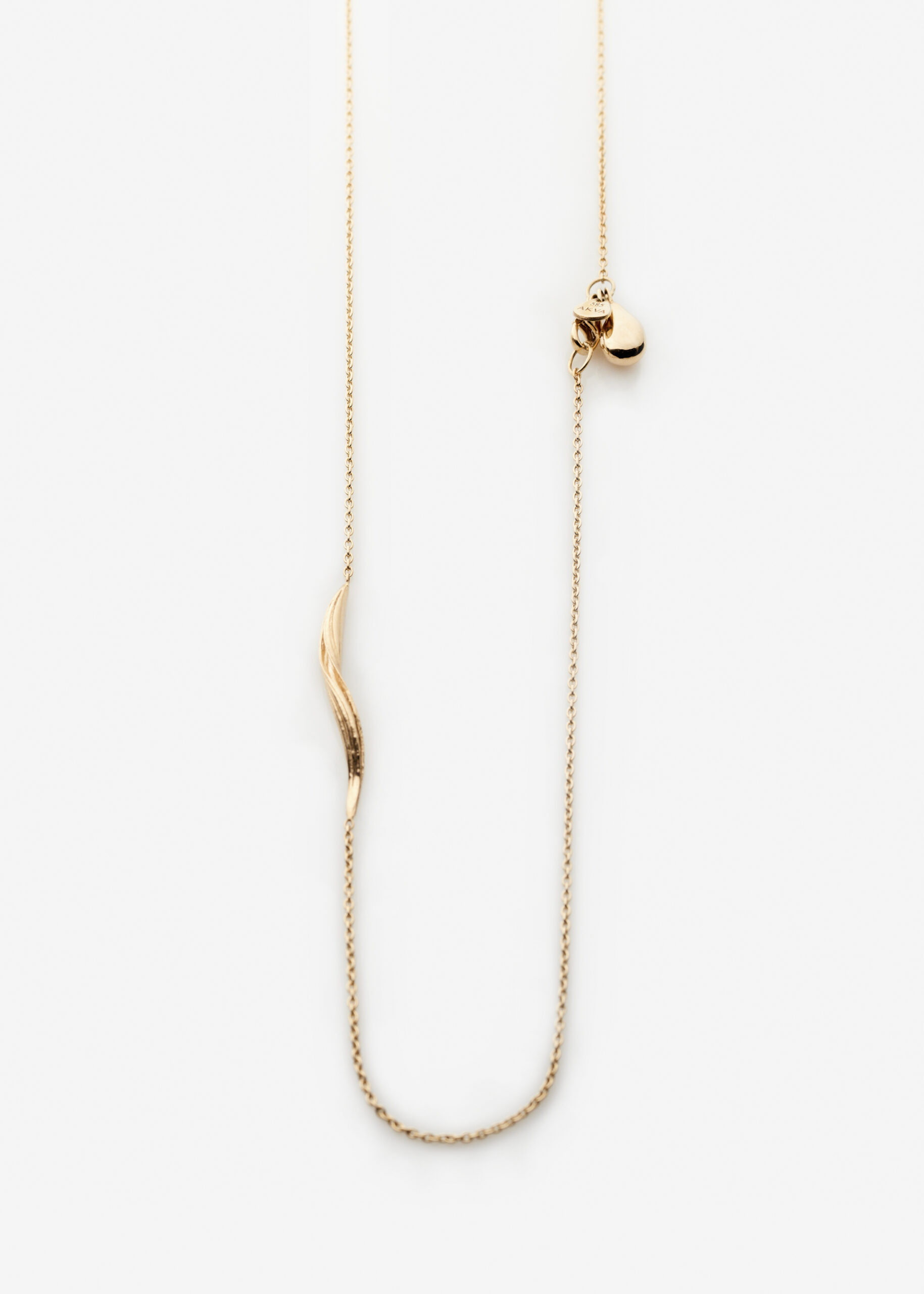 AKVA_LOOKBOOK_58_01_S