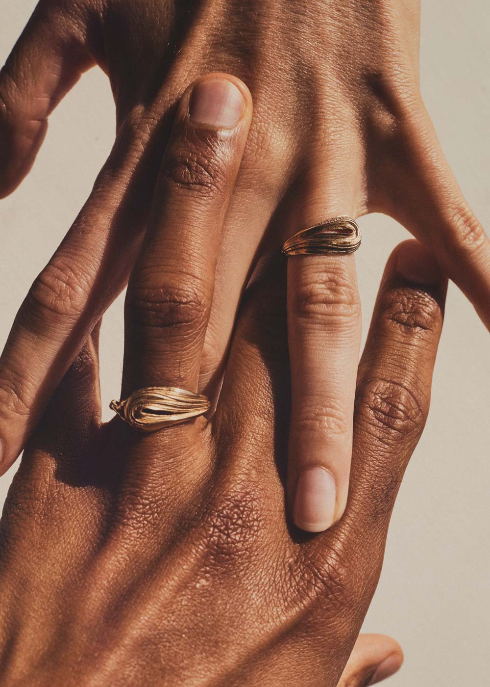 AKVA-Jewellery-Ora-Ring-Pave-02